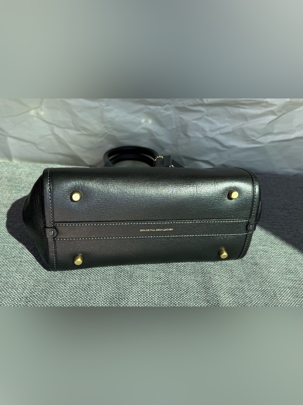 Coach Turnlock 22 Black NWT - Picture 5 of 11